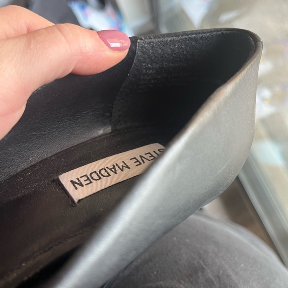 Steve Madden 8.5 black heels - Picture 4 of 4